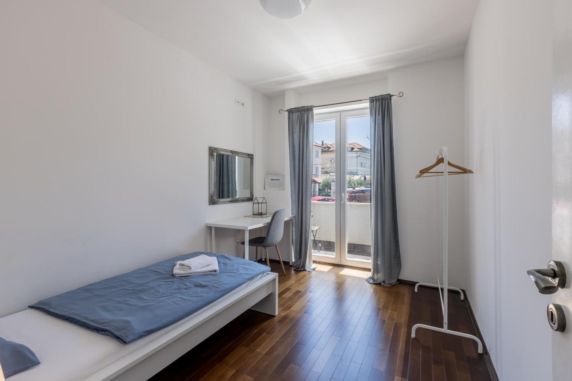 Central Park Apartment With Terrace Split Exterior photo